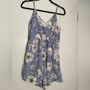 NWT Lush stripe floral romper!